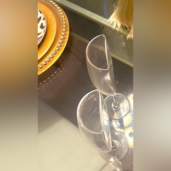 🍷Fun UNIQUE 1/2 wine glass 🍷(2) 1/2 wine glasses - Picture 4 of 6